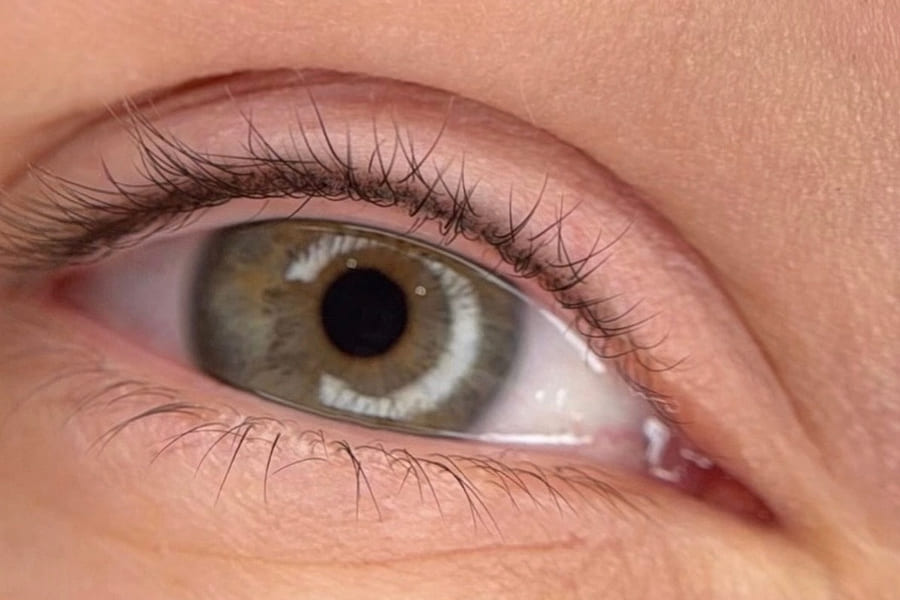 Korean lash lift result — natural lashes lifted into a soft, open curl